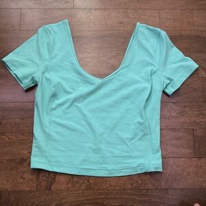 Lululemon, size 6, align top